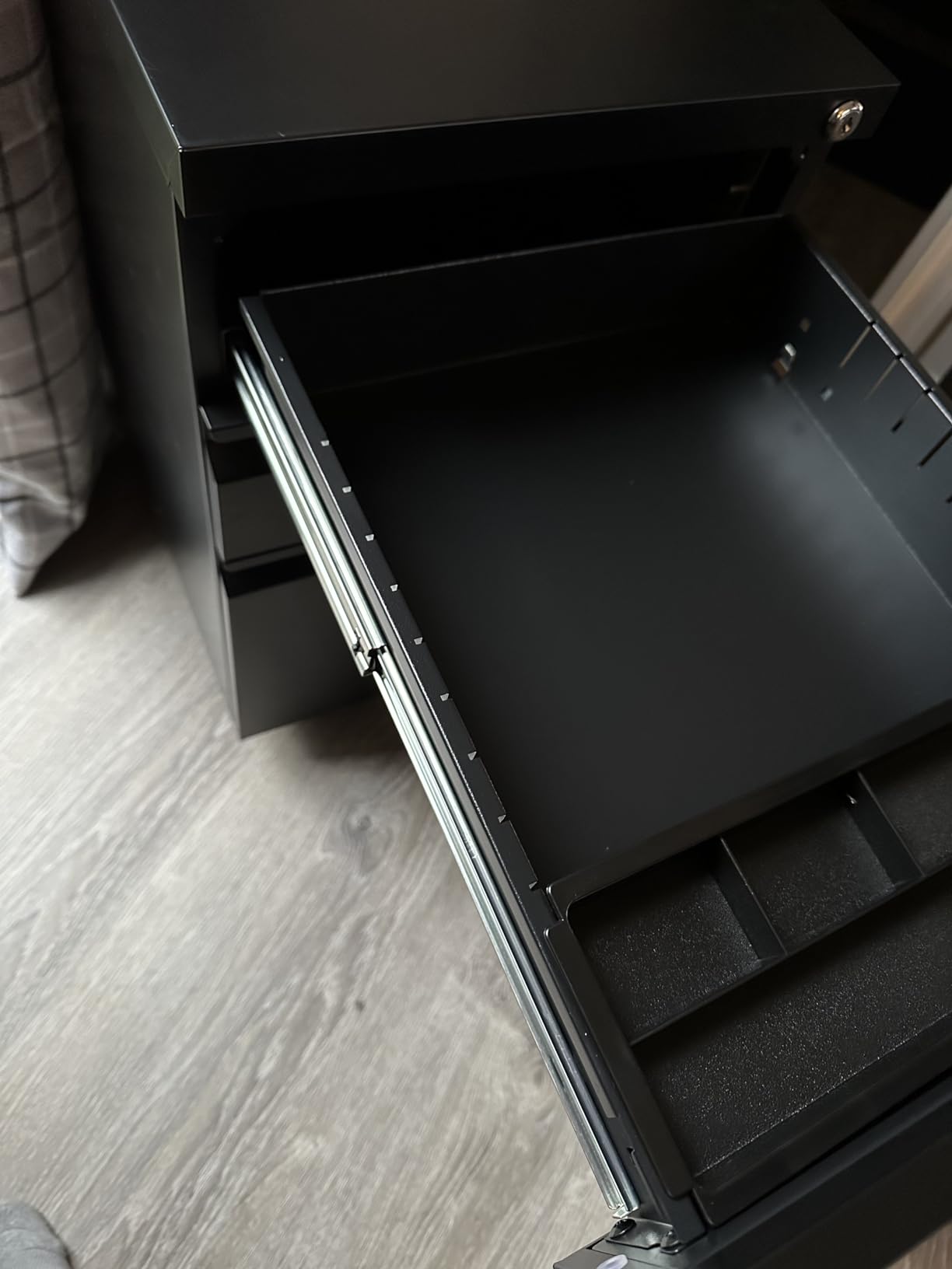 MIIIKO 3 Drawer File Cabinet with Lock, Metal Lateral Rolling Printer Stand Office Storage Filing Cabinets for Home Office, A4, Letter, File Folders (Black) customer photo 1