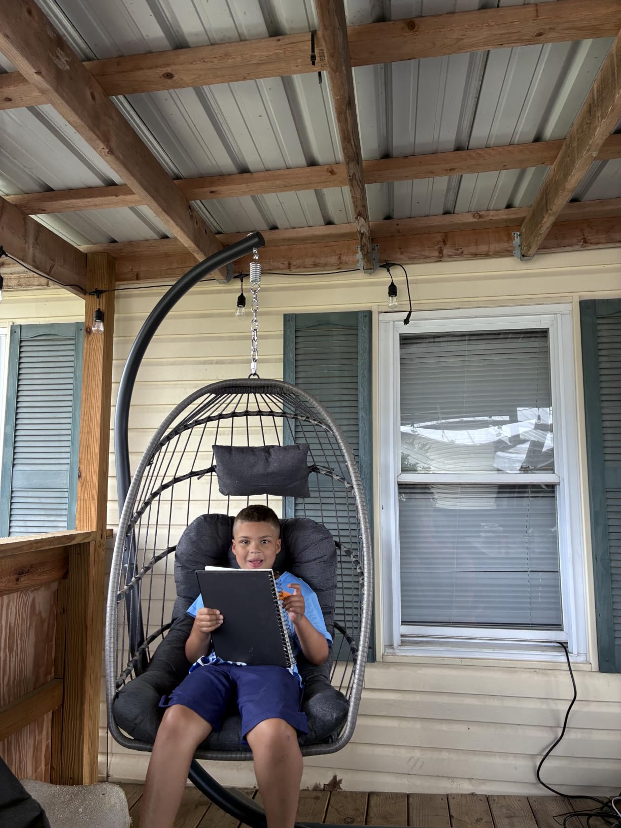 SWITTE Egg Chair Outdoor with Stand, Indoor Wicker Hanging Egg Swing, Grey customer photo 1