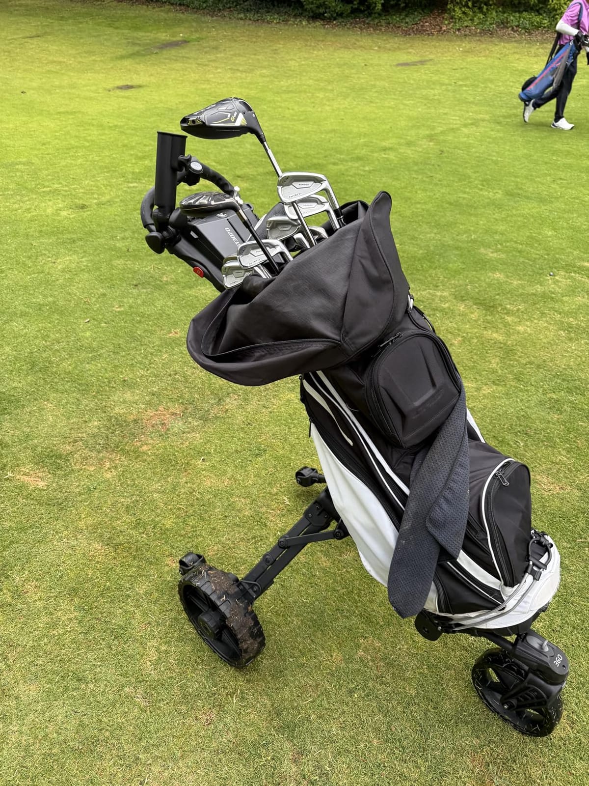 KVV Electric Golf Push Cart with Remote Control, Super Compact and Lightweight Electric Golf Cart, Smallest Folding Size Electric Golf Cart, Suitable for All Terrains, (Charcoal) customer photo 1