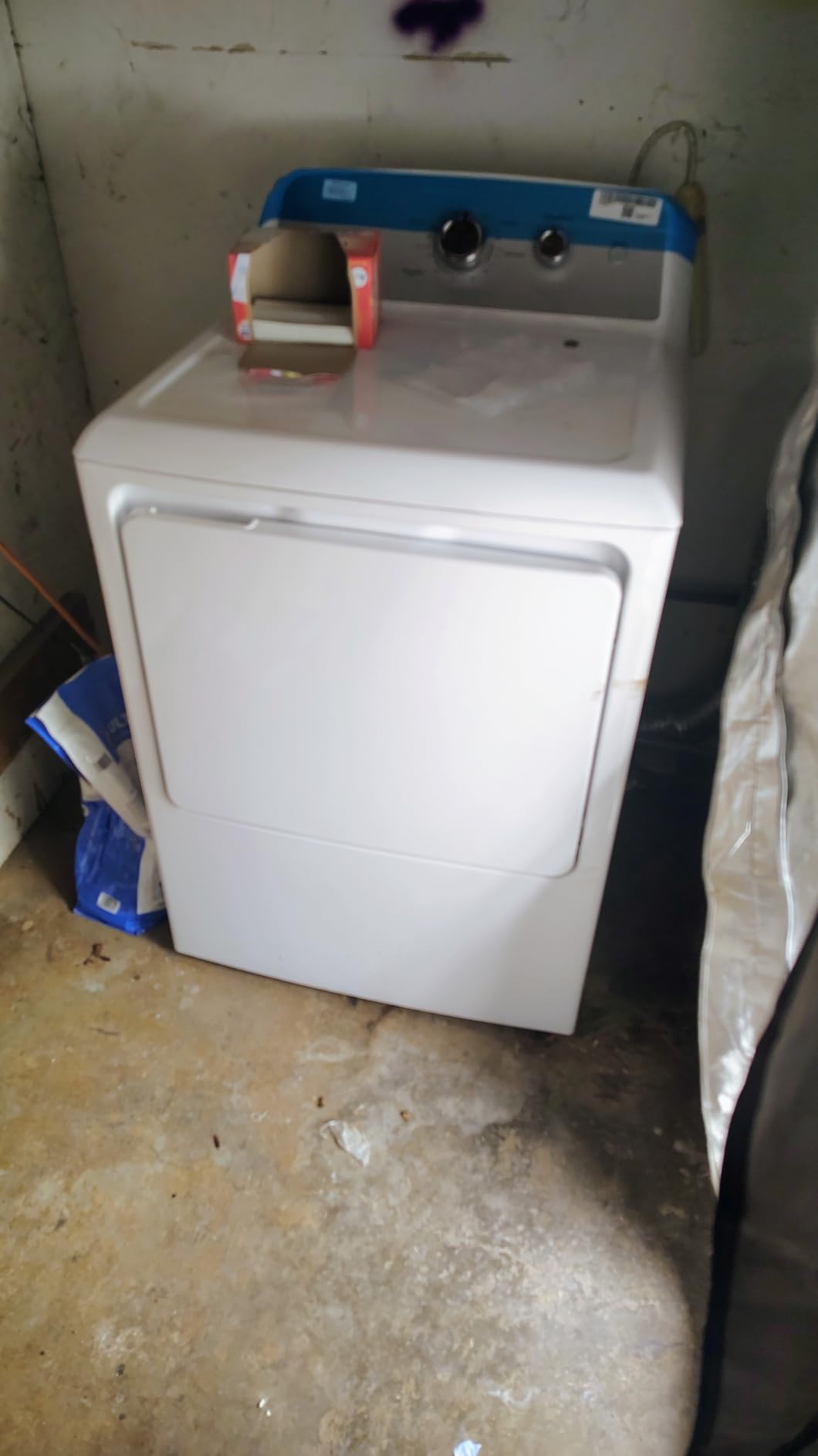 GE 7.2 cu. ft. Gas Dryer with Up to 120 ft. Venting and Reversible Door customer photo 1