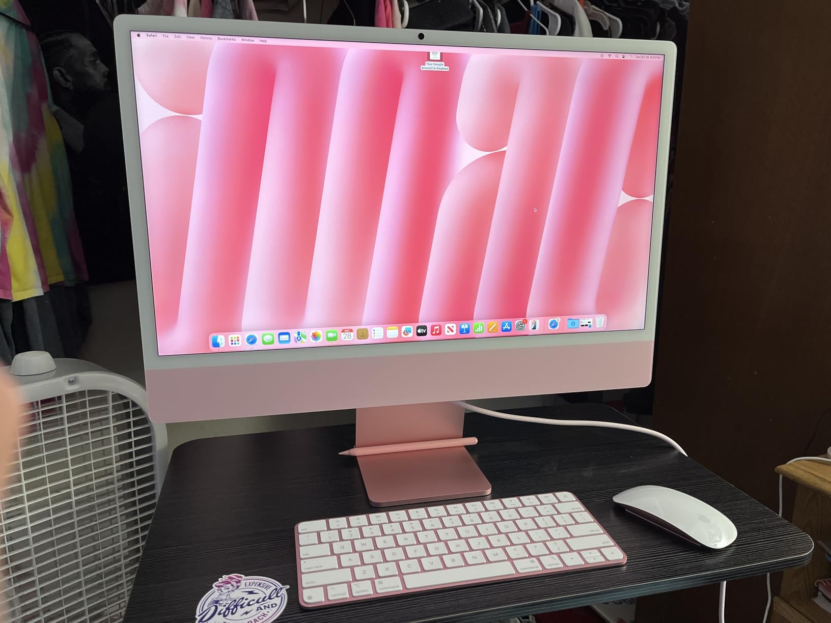 Apple 2024 iMac All-in-One Desktop Computer with M4 chip with 8-core CPU and 8-core GPU: Built for Apple Intelligence, 24-inch Retina Display, 16GB Unified Memory, 256GB SSD Storage; Blue customer photo 1