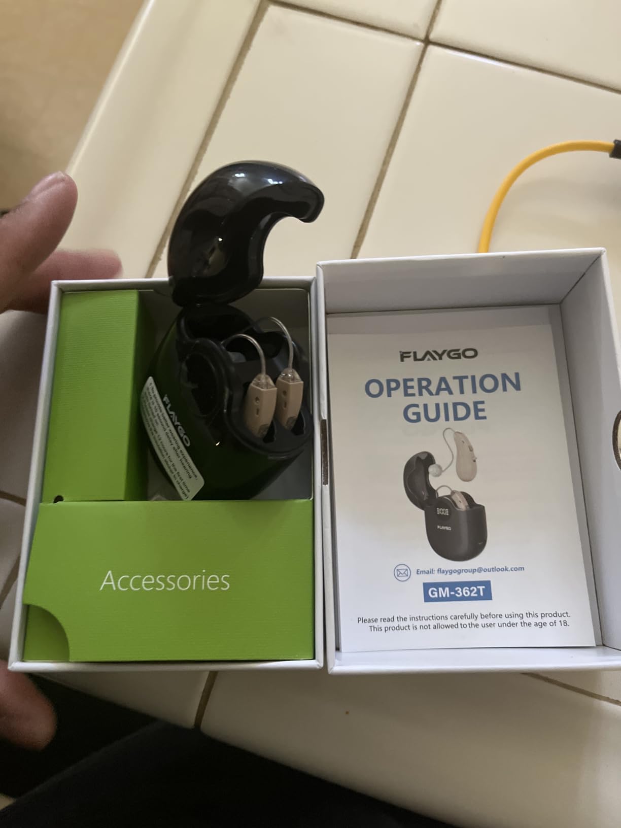 Flaygo Hearing Aids for Seniors, Hearing Aids for People with Hearing Loss, Sound Quality Restoration, Intelligent Noise Reduction, Standby 80h, One-Button Operation, Comfortable Wearing, Beige customer photo 1