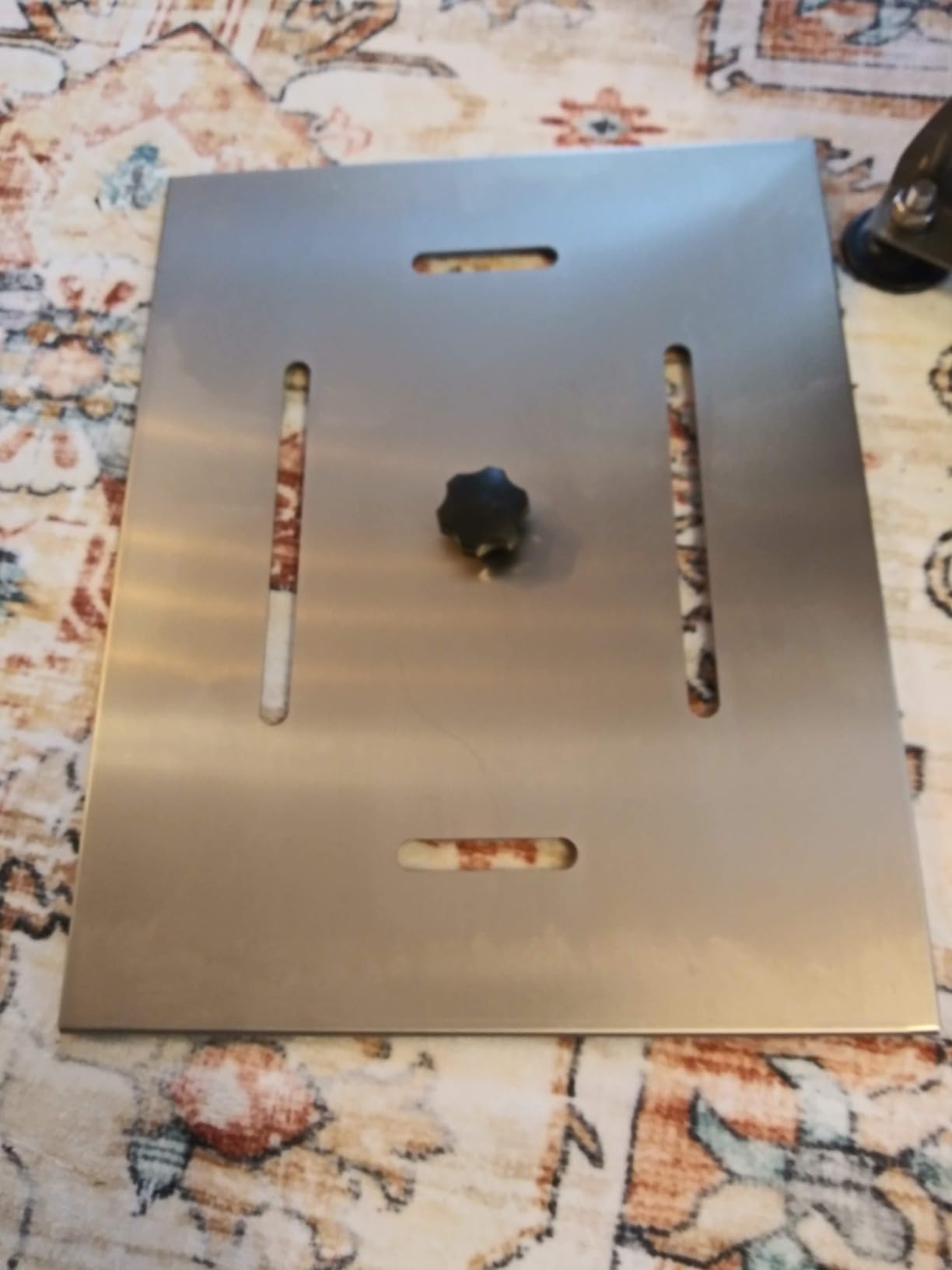 35 lb Manual Meat Mixer, 6 Gal Tilting Bowl, Removable Paddle | 6 gallon tilting bowl helps load ingredients, remove mixed meat, and improve batch preparation efficiency. customer photo 2