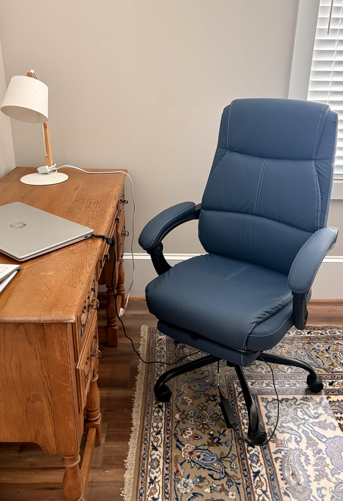 Misolant Big and Tall Office Chair with Footrest, High Back Desk Chair with Linkage Armrest, 90-155° Recline Executive Computer Chairs with Adjustable Height for Home customer photo 1