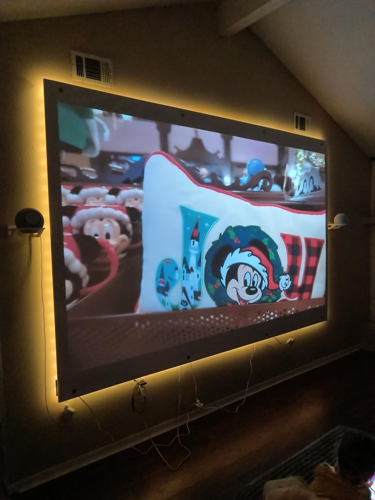 Echo Studio (newest model), Immersive spatial audio and Dolby Atmos, Designed for Alexa+, Graphite customer photo 1