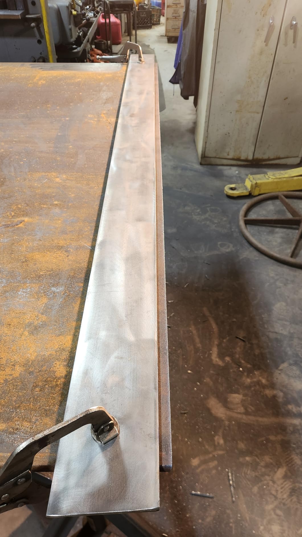 SILATU 55Amps Plasma Cutter, STC550P HF Non-Touch Pilot Arc Plasma Cutter Machine, 110/220V Dual Voltage LED Display Air Sensor Technology, 1/2'' Clean Cut 2/3'' Max Cut, PT/2T/4T for Beginners DIY customer photo 1