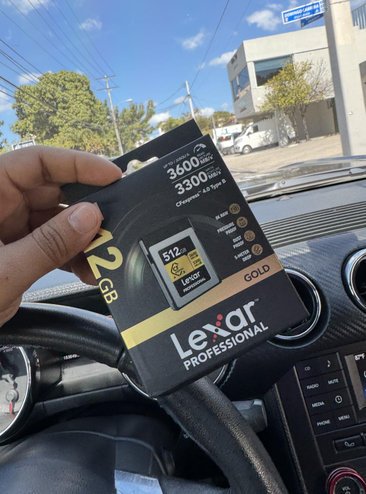 Lexar Gold Series Professional CFexpress 4.0 Type-B - 512GB, Card customer photo 1