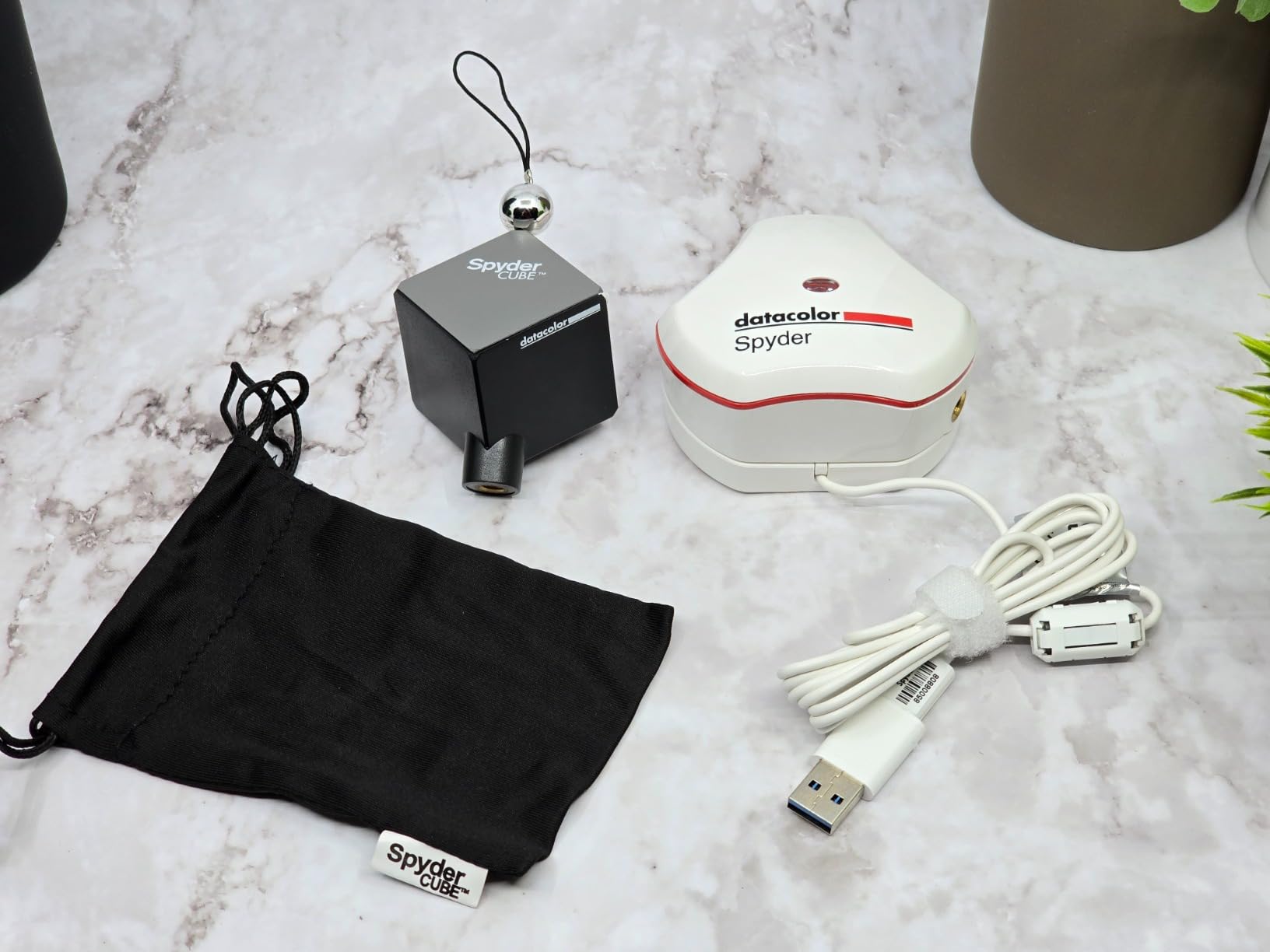 Datacolor Spyder Celebration Kit - Monitor Calibrator & Color Checker | Includes Spyder monitor calibrator, SpyderCube and SpyderCheckr 24 for full photo color management customer photo 1