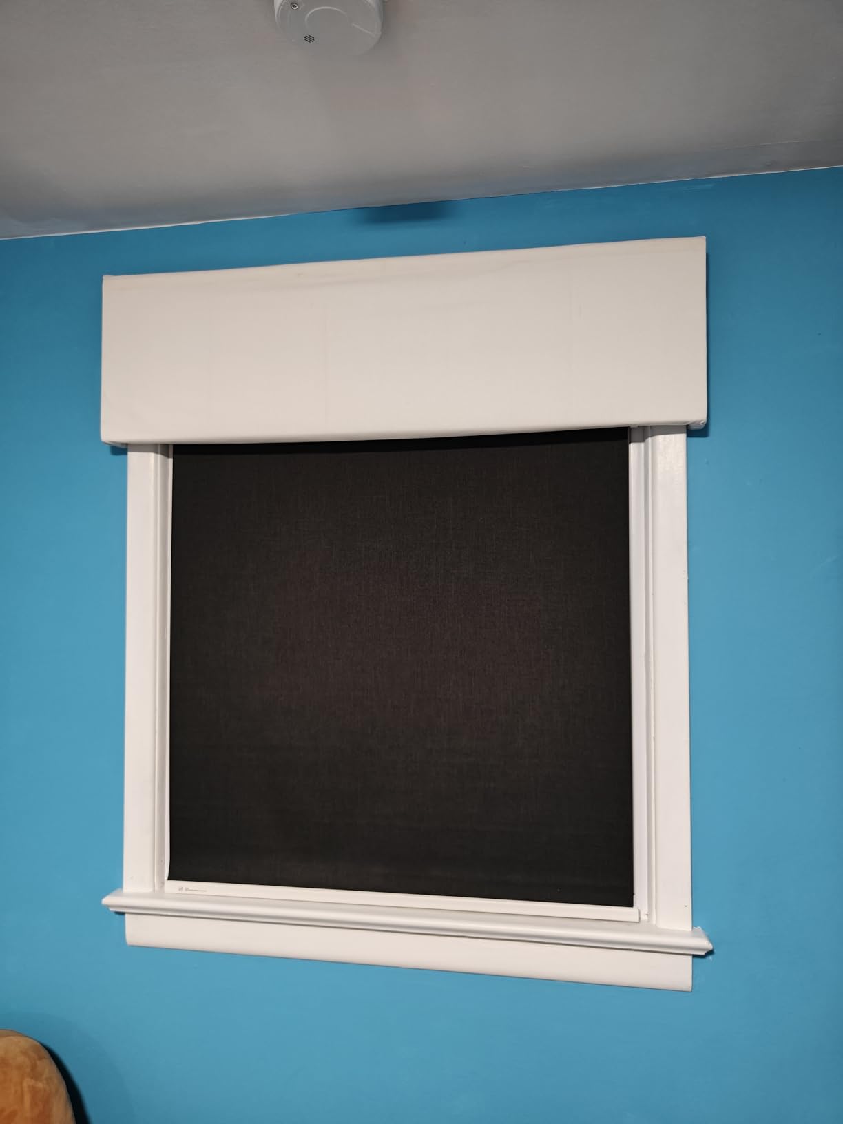 Motorized Blinds No Drill Automatic Blinds for Windows Cordless Roller Shades Electric Blinds with Remote Control Smart Blinds (White, 34.5 x 72) customer photo 1