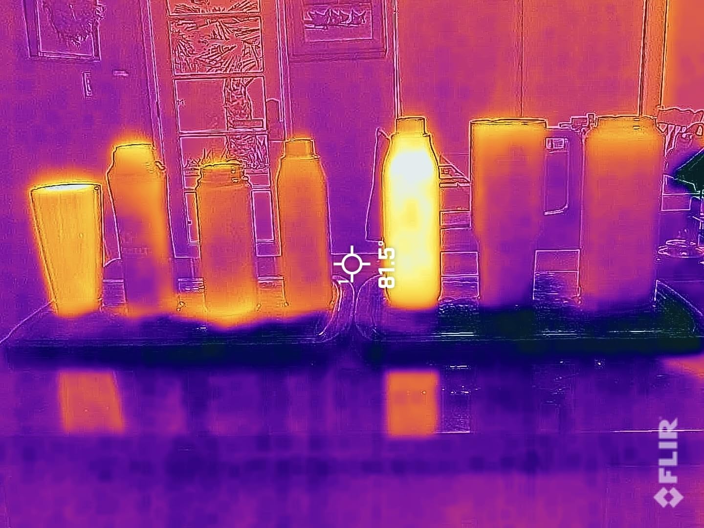 FLIR One Pro Thermal Imaging Camera for iOS Smartphones, 480x360 Super Resolution (160x120 Native IR), MSX, VividIR, Jobsite Tough customer photo 1