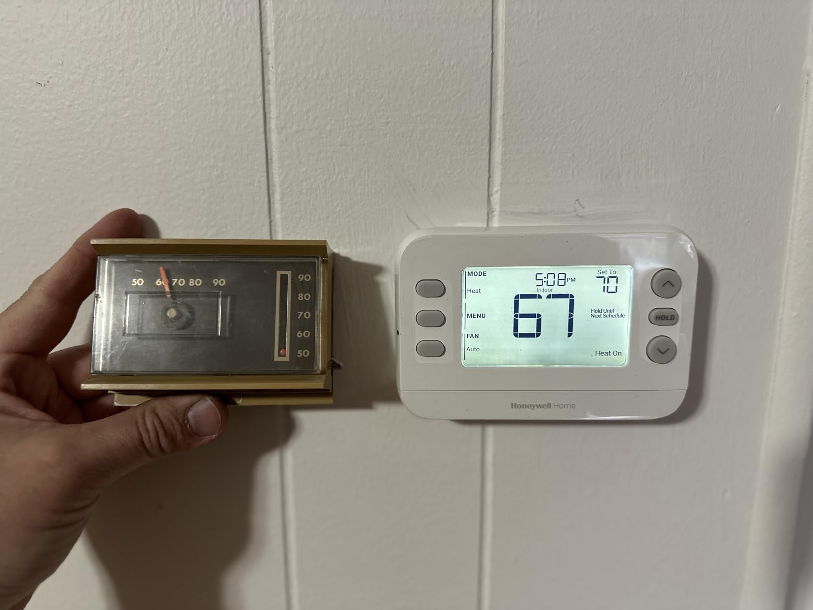 Honeywell Home X2P Programmable Thermostat, White | RTH20B Single-Stage, 1 Heat/1 Cool Compatibility, 5-2 Day Schedule customer photo 1