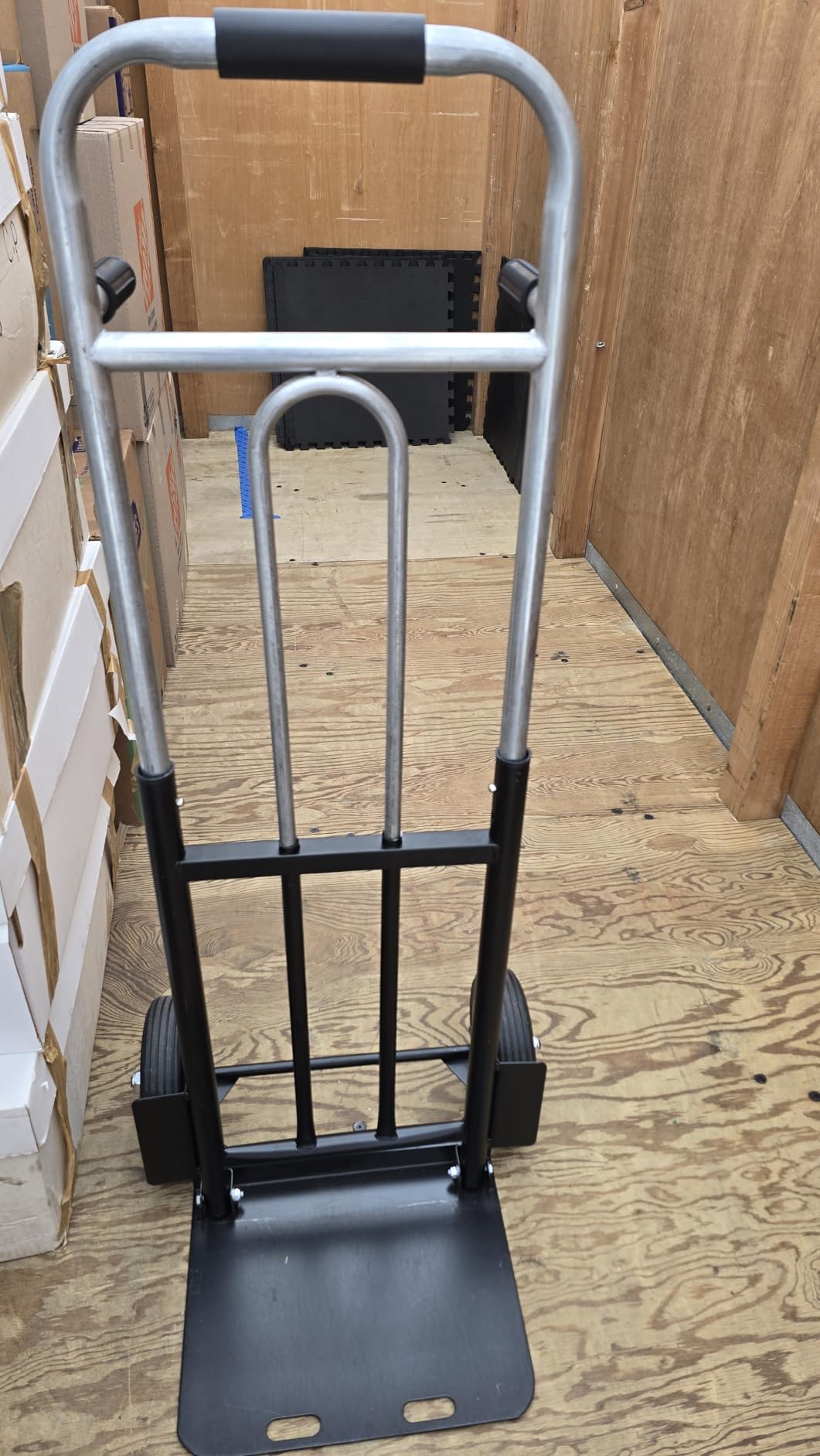 Folding Hand Truck Dolly - 600 LB Capacity, Heavy-Duty Wheels and Compact Design for Moving Heavy Loads in Warehouses, Offices, Homes, and Shopping customer photo 1