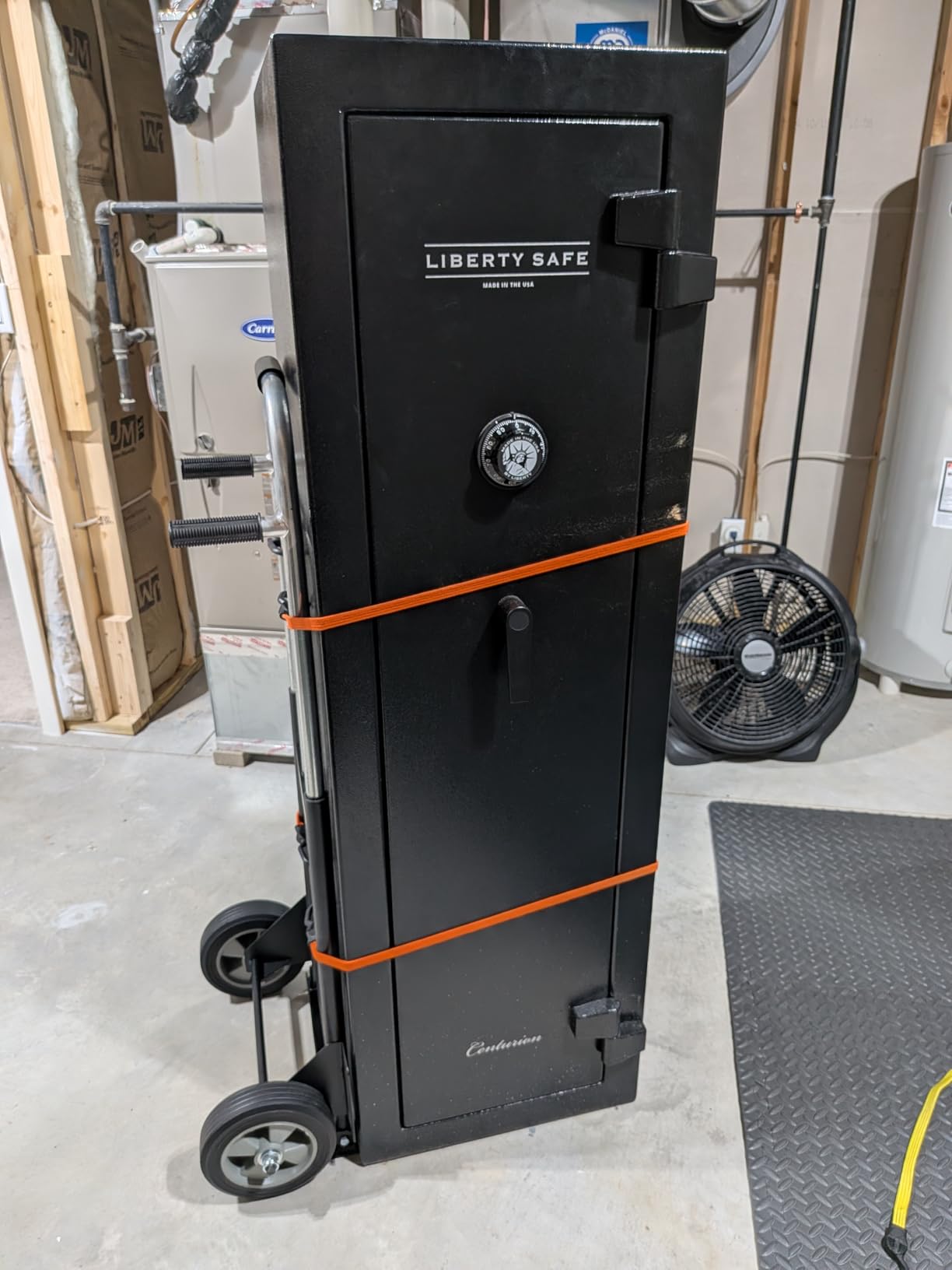 Folding Hand Truck Dolly - 600 LB Capacity, Heavy-Duty Wheels and Compact Design for Moving Heavy Loads in Warehouses, Offices, Homes, and Shopping customer photo 2
