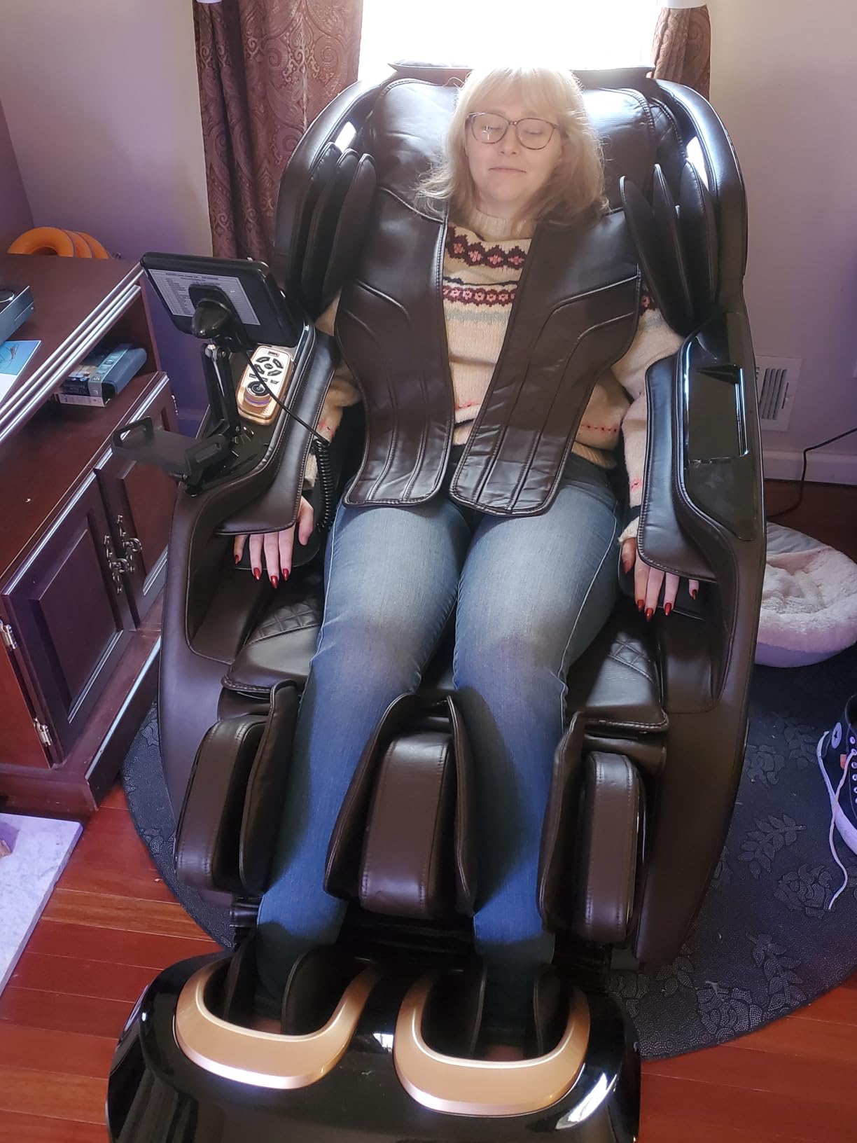 4D Massage Chairs Full Body, Zero Gravity SL-Track Shiatsu Massage Chair Recliner, Core Heating, 20 Massage Techniques, Deep Yoga Stretch, Foot Rollers, AI Voice, Touch Screen, Wireless Charging customer photo 2