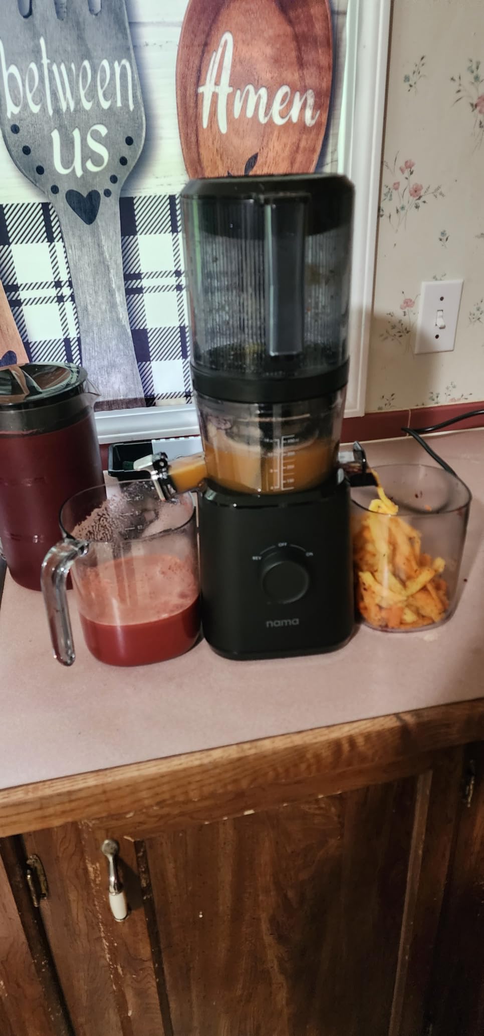 Nama J2 - Cold Press Juicer - Hands-Free - Black | Wide Mouth Hopper fits a whole recipe - Zero Waste Masticating - High Yield Juice, Less Pulp - Easy to Clean customer photo 1
