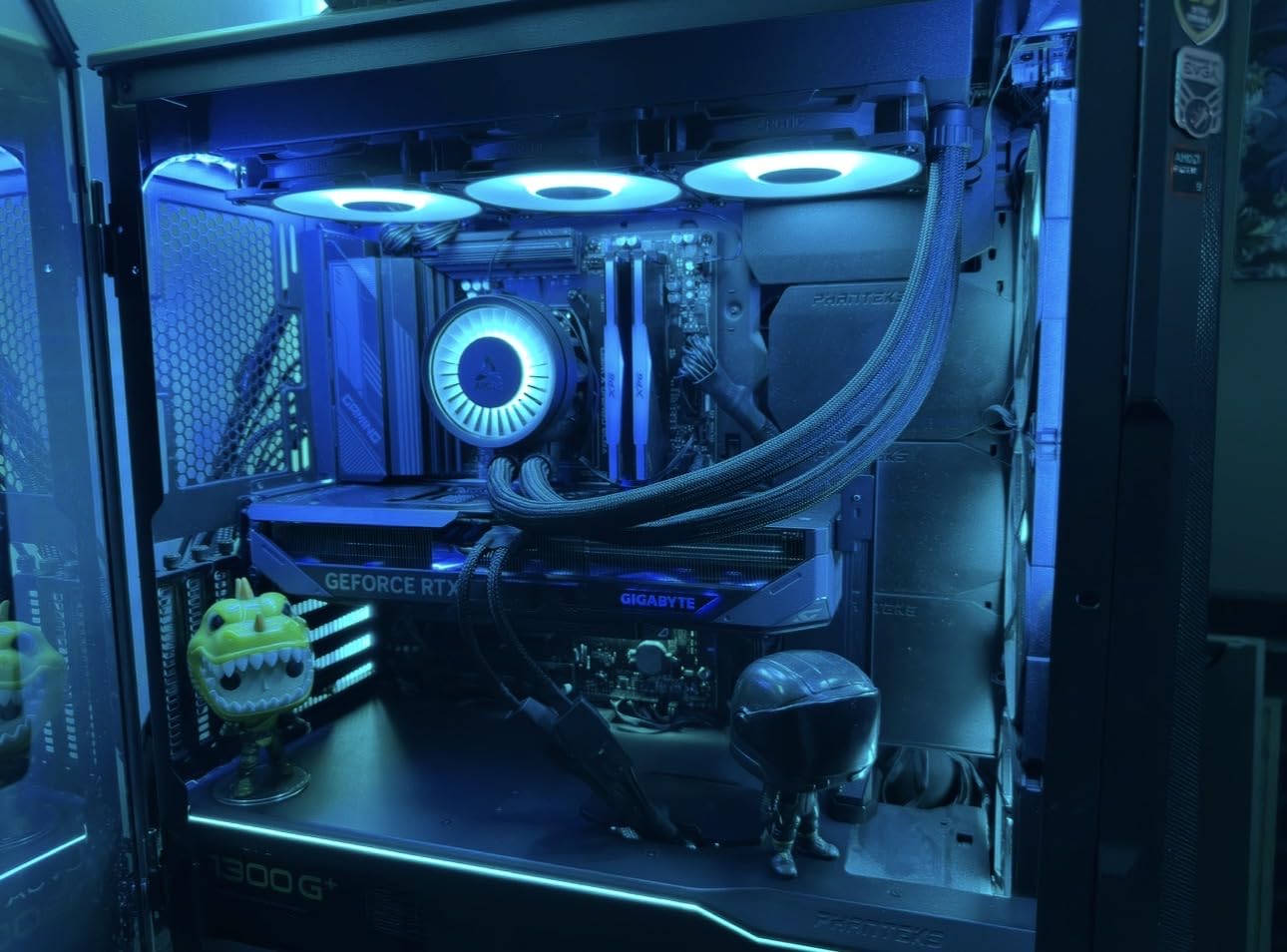 GIGABYTE GeForce RTX 5070 Gaming OC 12G Graphics Card, 12GB 192-bit GDDR7, PCIe 5.0, WINDFORCE Cooling System, GV-N5070GAMING OC-12GD Video Card customer photo 1