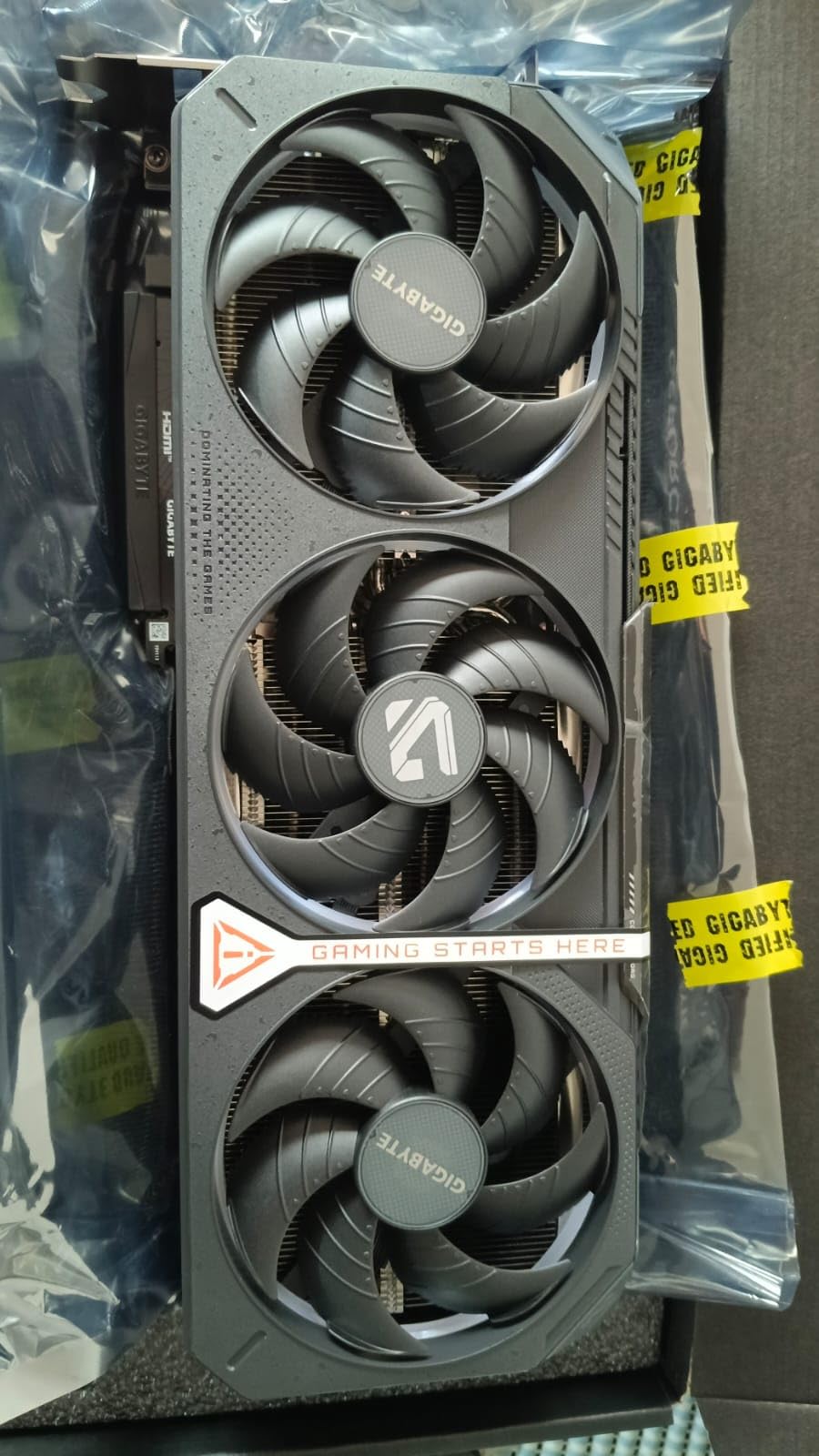 GIGABYTE GeForce RTX 5070 Gaming OC 12G Graphics Card, 12GB 192-bit GDDR7, PCIe 5.0, WINDFORCE Cooling System, GV-N5070GAMING OC-12GD Video Card customer photo 2