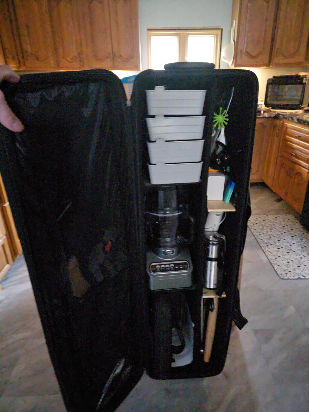 VEVOR Studio Equipment Trolley Case, 51.57 x 14.37 x 14.96 in, Rolling Camera Bag with Wheels, Straps, Padded Compartment customer photo 1