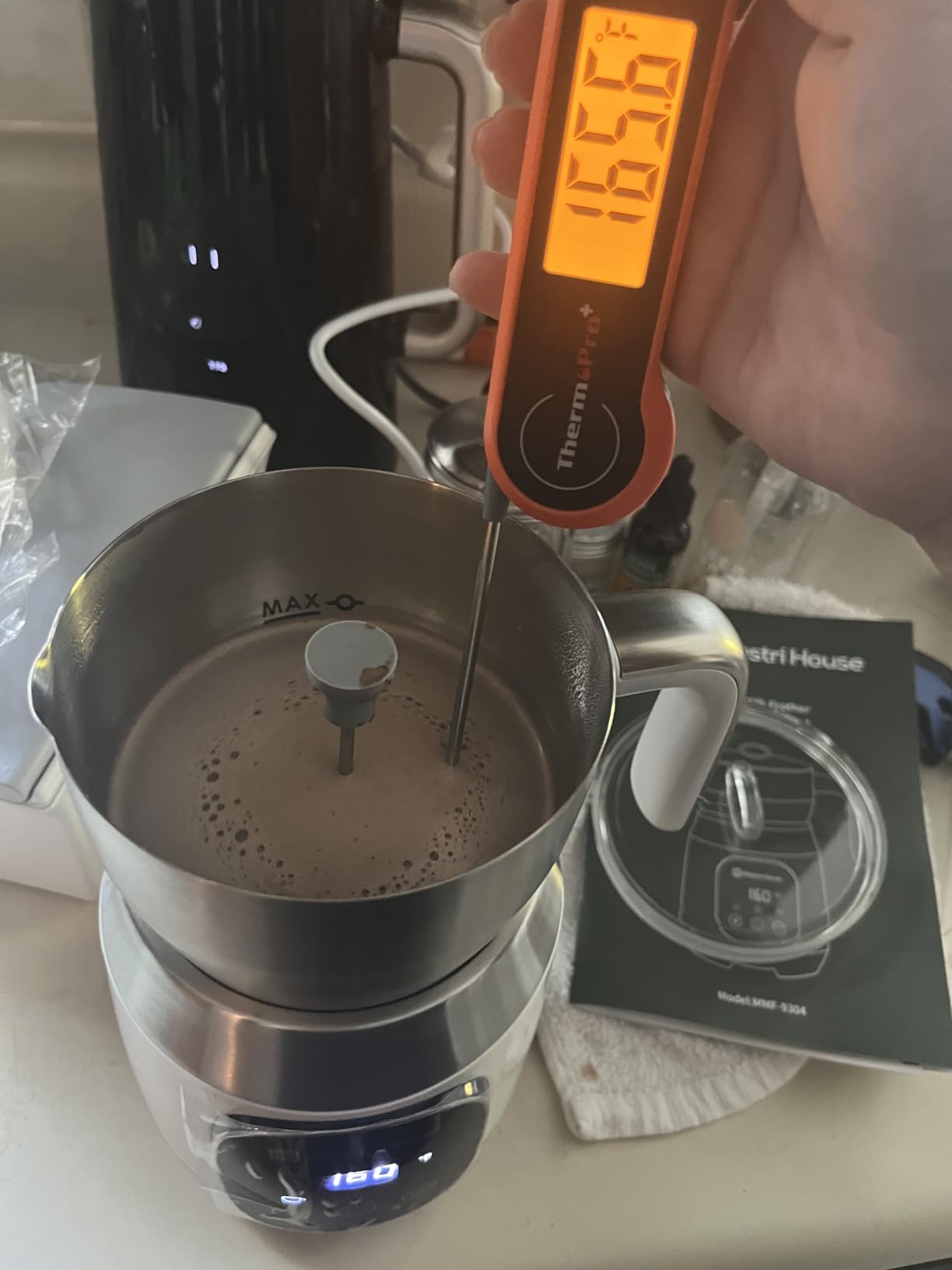 Maestri House DualFro 600 Milk Frother and Steamer 21oz/600mL | Variable Temp 4 Settings & 3 Froth Levels, Memory Function for Latte Cappuccino Hot Chocolate, Dishwasher Safe, Brush Included customer photo 1