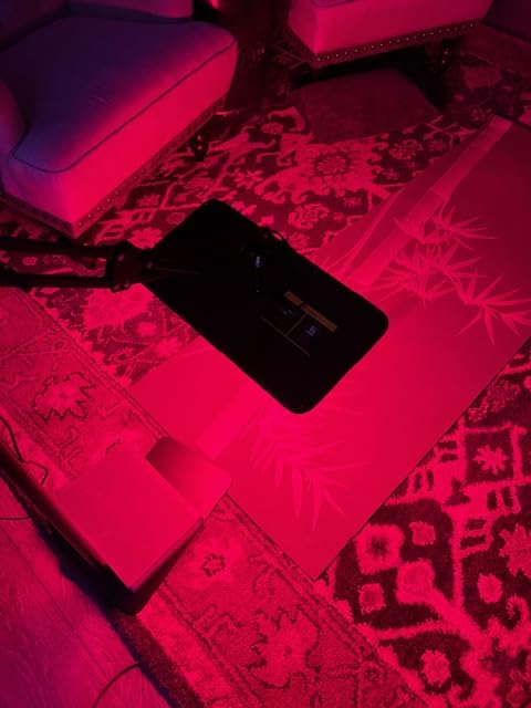 Morfone Red Light Therapy for Body Face Tri-Wavelength 660nm, 850nm, 940nm | LED Infrared Light Therapy Lamp Panel with Adjustable Stand customer photo 1