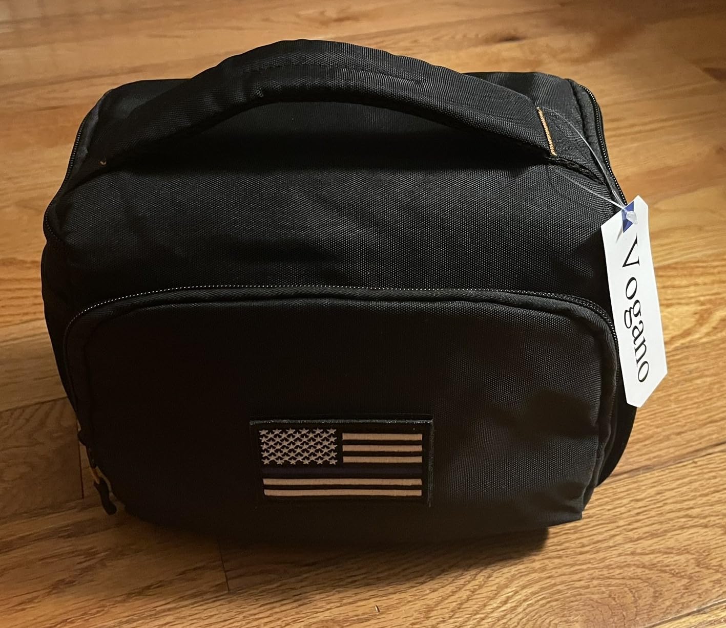 Vogano Camera Sling Bag for Photographers - Waterproof Single-Shoulder Camera Case with Adjustable Dividers, Rain Cover & Side Tripod Pocket customer photo 1