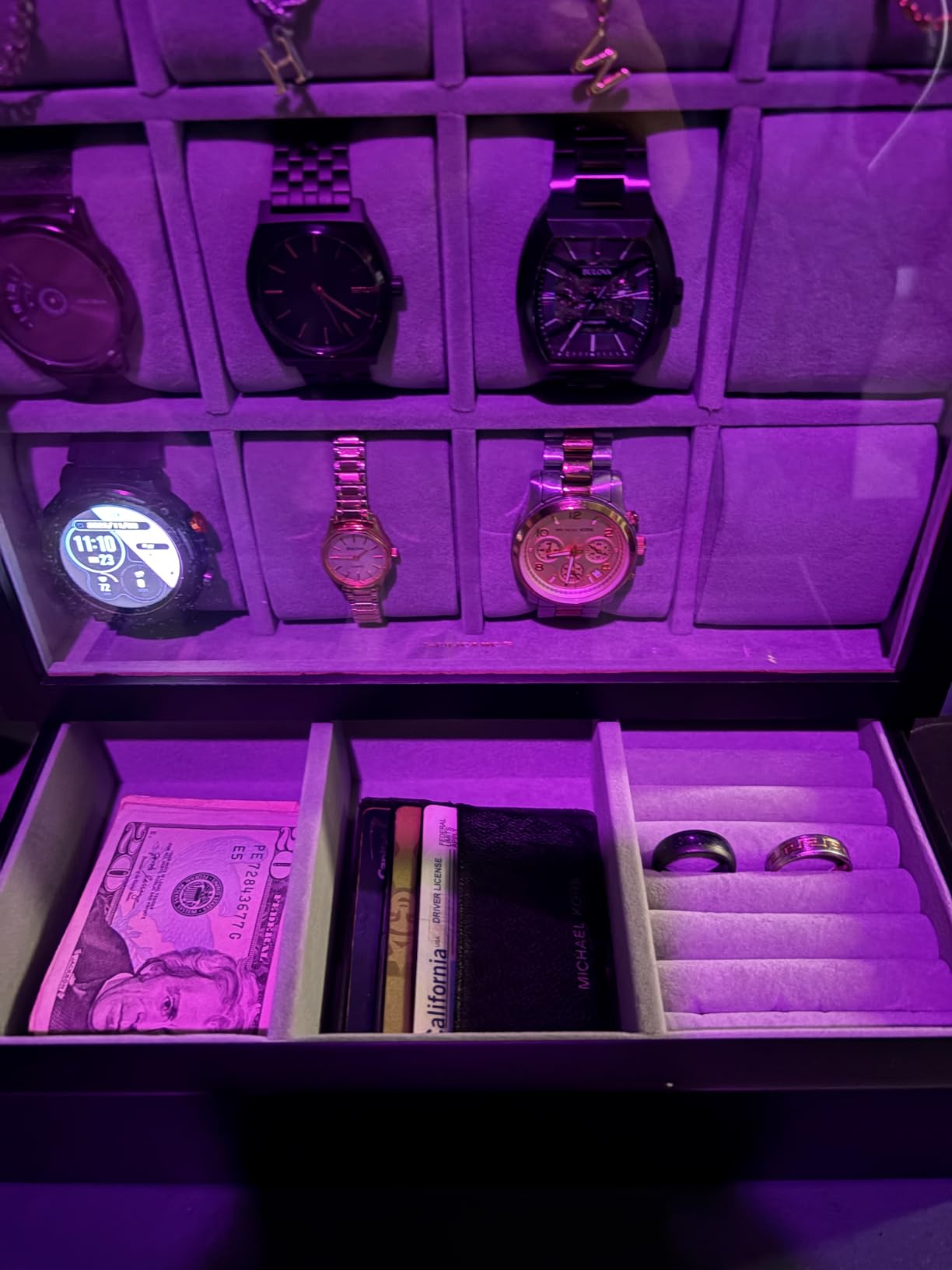SONGMICS Automatic Double Watch Winder Box, Quiet Motor, LED Light, Lock | For Automatic Watches, Adjustable Pillow, 4 Winding Settings, USB-C Charging Cable, Black, BRIDIE Collection UJWB031BZ01S customer photo 2
