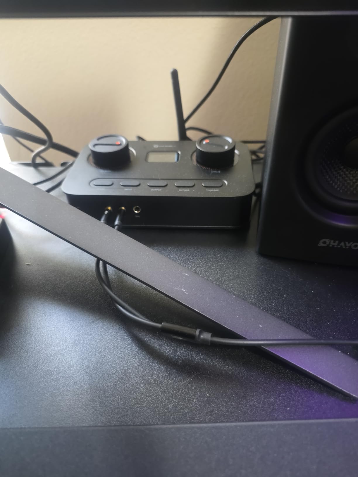 Fosi Audio K7 DAC Headphone Amp, Desktop Headphone Amplifier for Gaming PC PS5 Switch, PCM 384kHz/32bit, 2100mW, USB C/Bluetooth aptX HD LL/Optical/Coaxial/Mic Input, 4.4mm Balanced/3.5mm/RCA Output customer photo 1