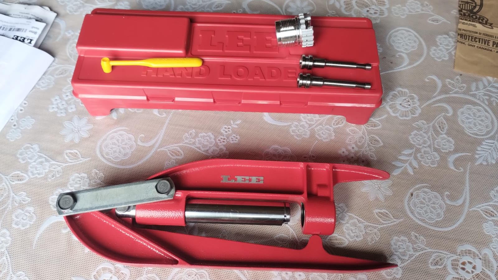 Lee Breech Lock Hand Press Kit, 9mm Luger, Red, 92114 customer photo 2