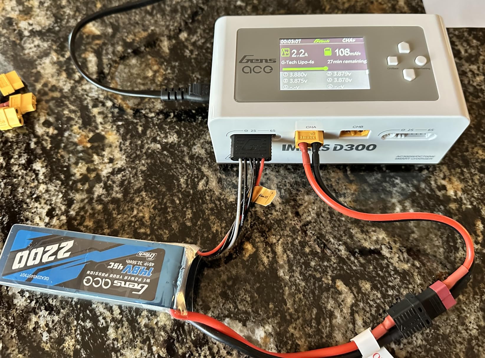 IMARS D300 Gens Ace Lipo Battery Charger G-Tech Smart Dual Lipo Balance Charger AC 300W DC 700W(350W*2) 16A Dual Channel Charger for 1s~6s Lipo Batteries, Life/NiCd/MH/LiHV, Plug&Play (White) customer photo 2