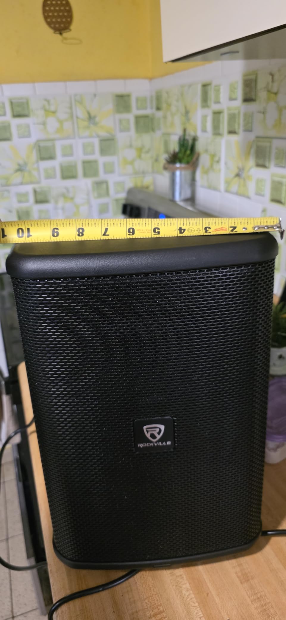 Rockville TITAN ONE PRO Battery Powered Live Performance 8
