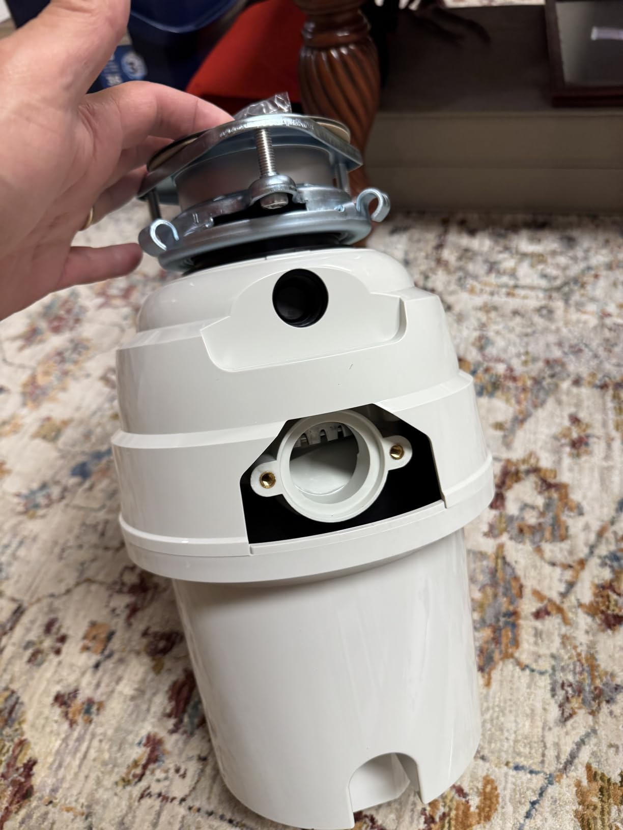 KRAUS WasteGuard 1 HP Continuous Feed Garbage Disposal with Ultra-Quiet Motor for Kitchen Sink with Power Cord and Flange Included, KWD201-100MCG customer photo 1