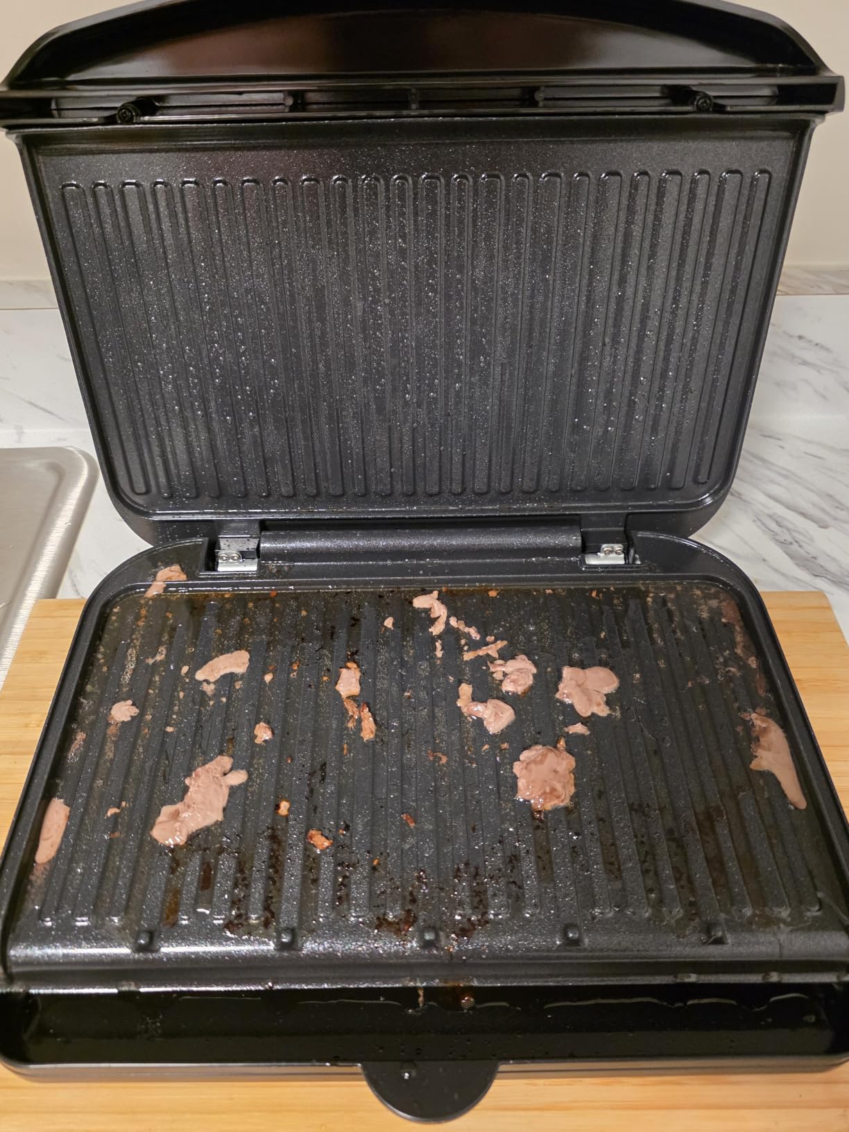 George Foreman Family Grill & Panini Press, Ceramic Nonstick | PFAS-free ceramic grill with adjustable angle, removable drip tray and family-size cooking surface. customer photo 2