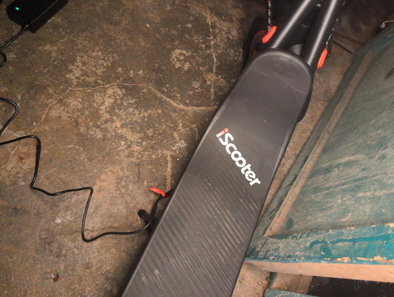 iScooter Electric Scooter for Adults customer photo 2
