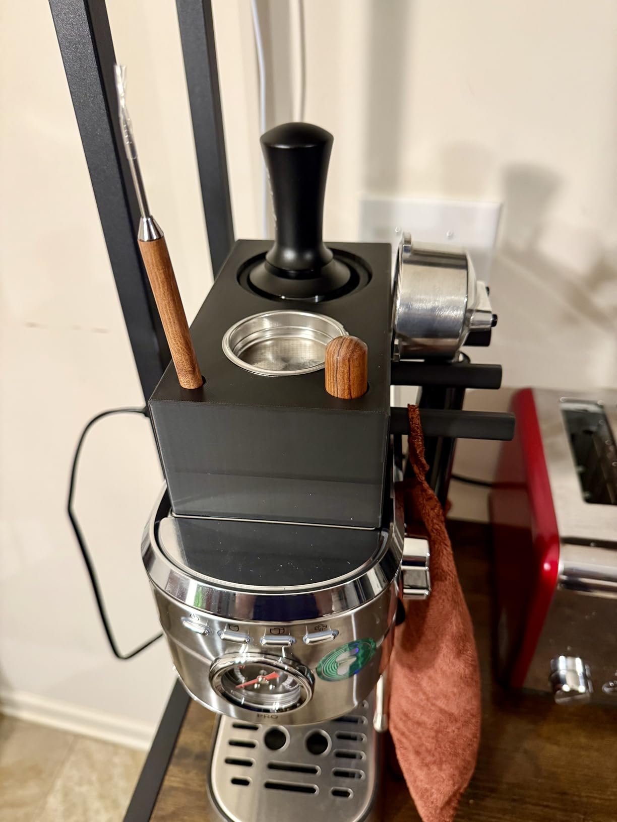 CASABREWS 5418 PRO Espresso Machine with Fast Heating System and Steam Wand | Brew Ready in 5 Seconds, Brews 2+ Milk Drinks in A Row, 20-Bar Pump, Built-in Pressure Gauge, Pro Steam Wand for Lattes customer photo 1