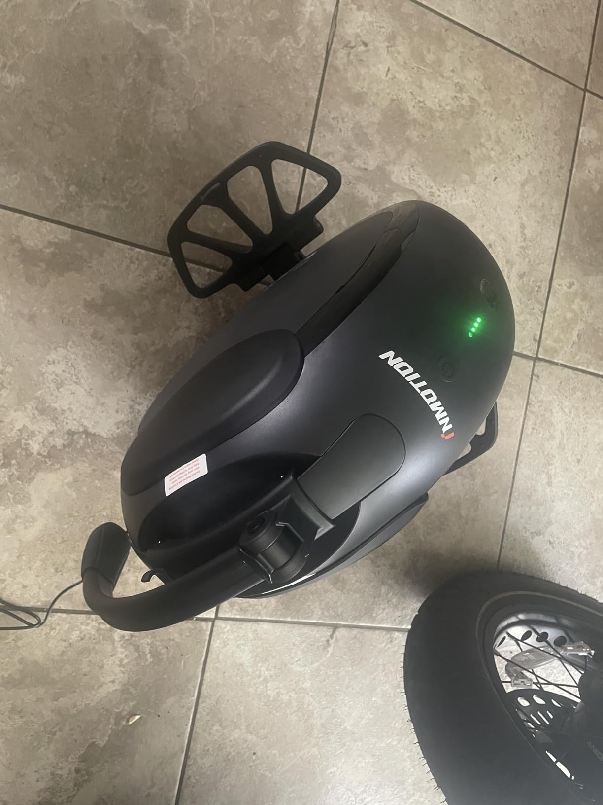 INMOTION V6 Electric Unicycle: UL2272 Certified 27.6lbs Lightest EUC, 18.6mi Range & 1000W Motor - Self-Balancing Scooter for Adults Teens Commuting customer photo 2