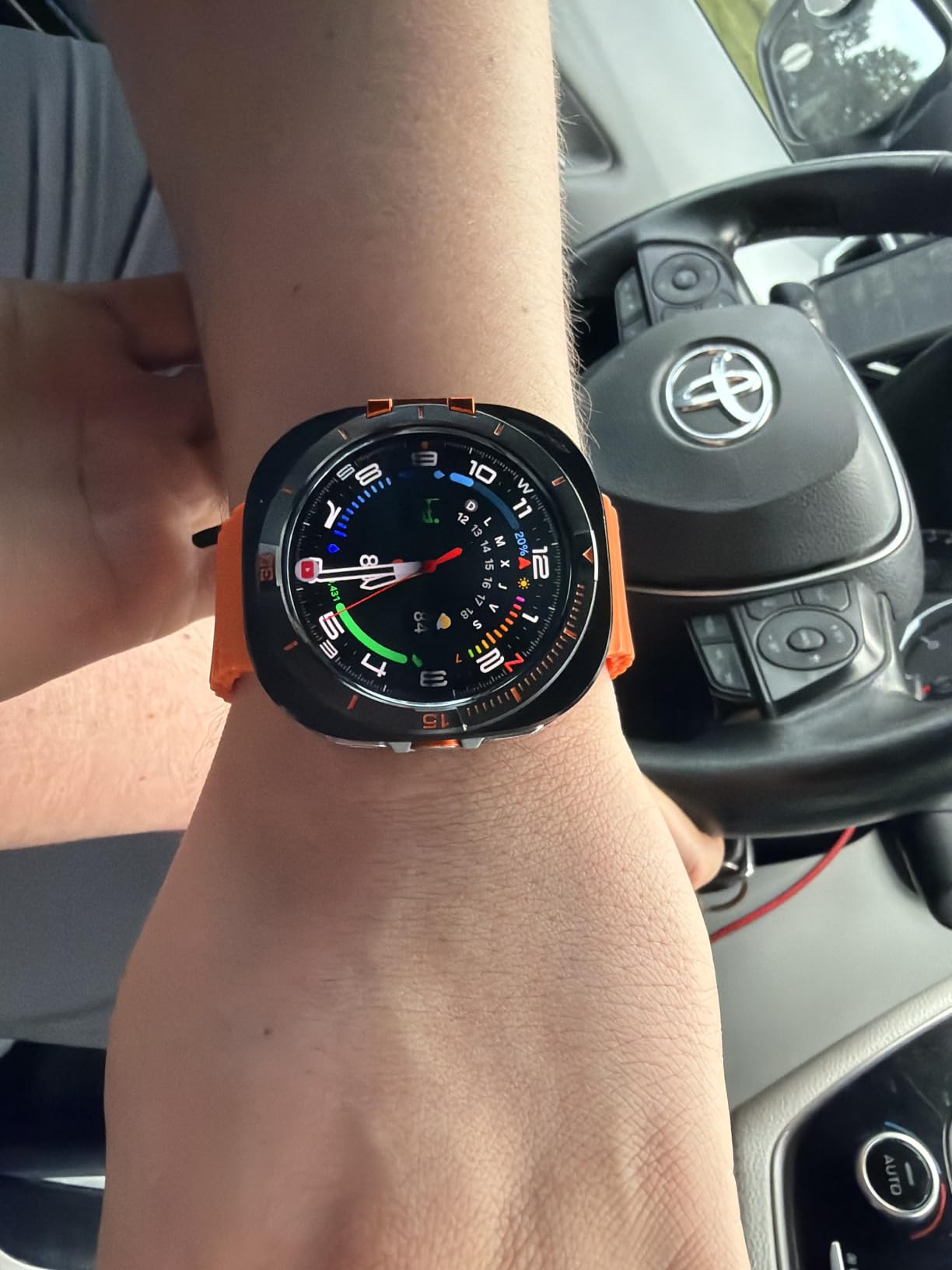 Samsung Galaxy Watch Ultra (2025) 47mm LTE Smartwatch, Titanium Casing, Advanced Sleep Coaching, Running Coach, Energy Score, Heart Rate Tracking, GPS, Titanium Silver [US Version, 2 Yr Warranty] customer photo 2