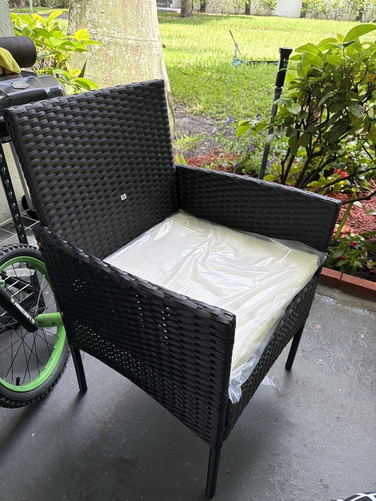 Shintenchi 4 Piece Outdoor Patio Furniture Set, Wicker Rattan Patio Conversation Set, Outdoor Chairs and Loveseat with Coffee Table for Porch, Yard & Poolside (Brown) customer photo 2
