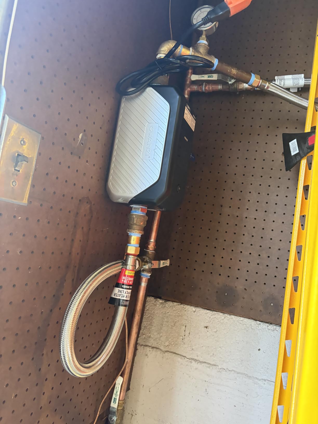 1.2HP Whole House Variable Speed Water Pressure Booster Pump 90PSI 115V Automatic Permanent Magnet Motor Constant Pressure 1500GPH Wireless App Control for Home House Villa Apartment customer photo 2