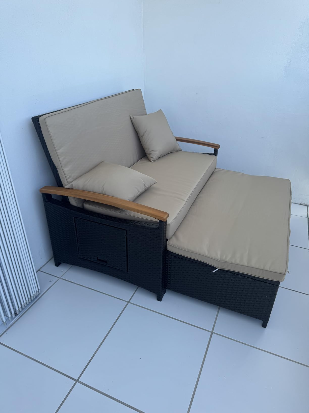 COSTWAY Patio Rattan Daybed, Outdoor Loveseat Sofa with Storage Ottoman, 4-Level Adjustable Backrest & Acacia Wood Armrest, Outdoor Wicker Daybed with Side Panels for Yard, Deck, Poolside (Beige) customer photo 1