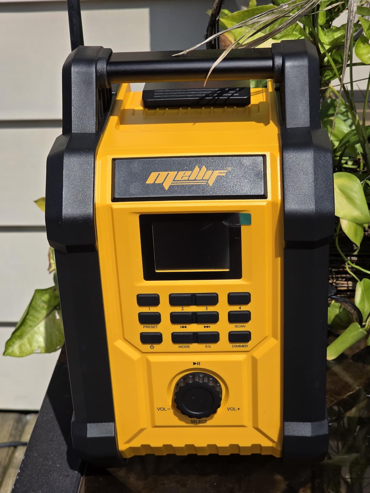 Jobsite Radio Speaker, Compatible with DeWalt 20V MAX Battery, IPX54 Waterproof Portable Wireless Stereo, Strong Signal Reception, AM/FM, TWS, 100ft Range, AC/DC Powered (Tool Only) customer photo 1