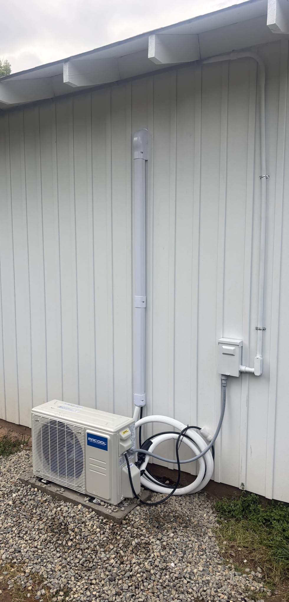 MRCOOL 12000 BTU Ductless Inverter Mini Split Air Conditioner & Heat Pump | Easy Pro Series 115V Wall-Mounted AC Unit with Heating and Cooling for Home, Office & Commercial Space customer photo 2