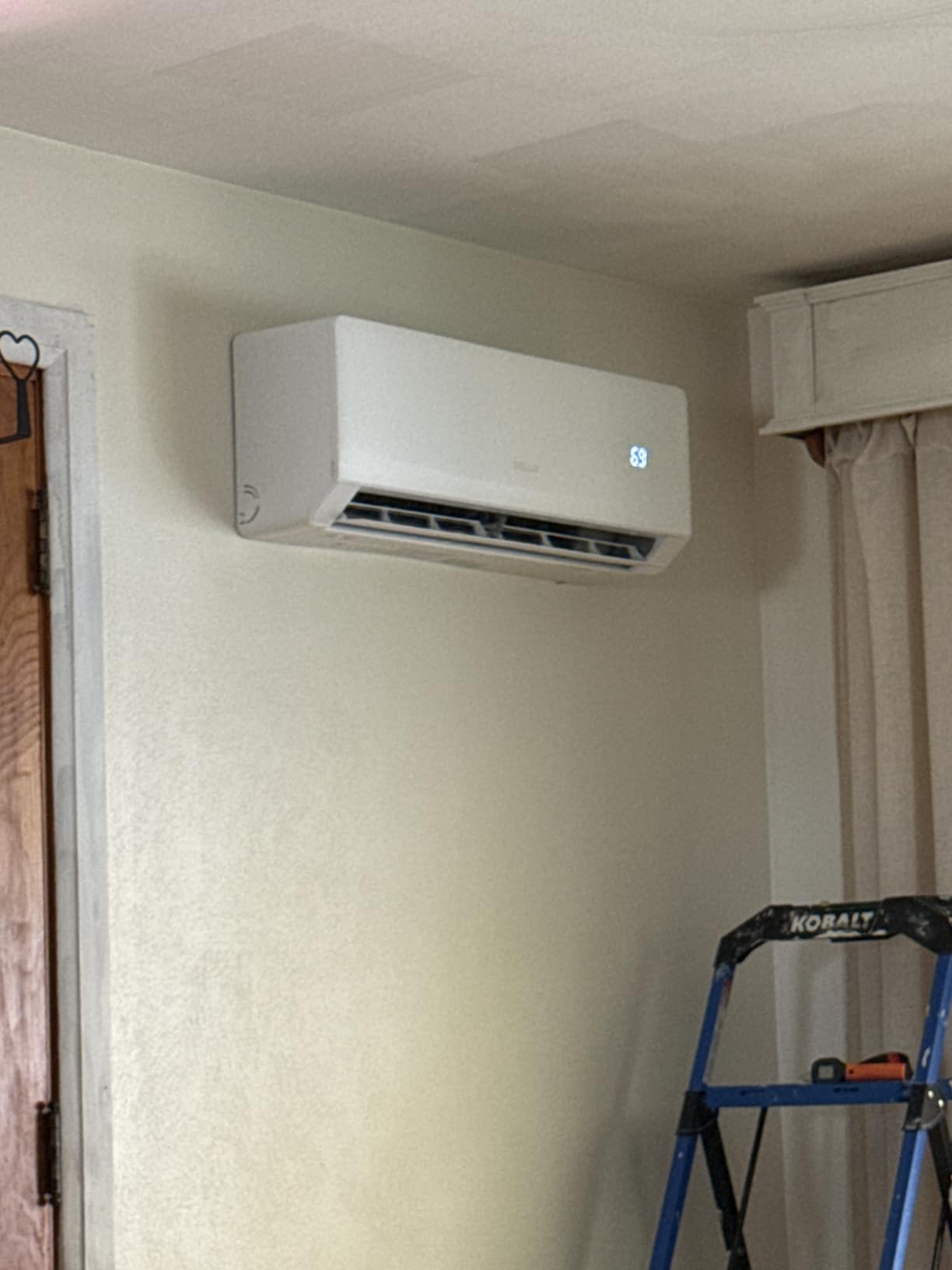DELLA Serena 12000 BTU Mini Split AC & Heat Pump, Energy Star 22 SEER2 1 Ton Inverter 115V Ductless AC System for Rooms up to 550 Sq.Ft, WiFi & Voice Control, Pre-Charged, 16.4ft Install Kit customer photo 2