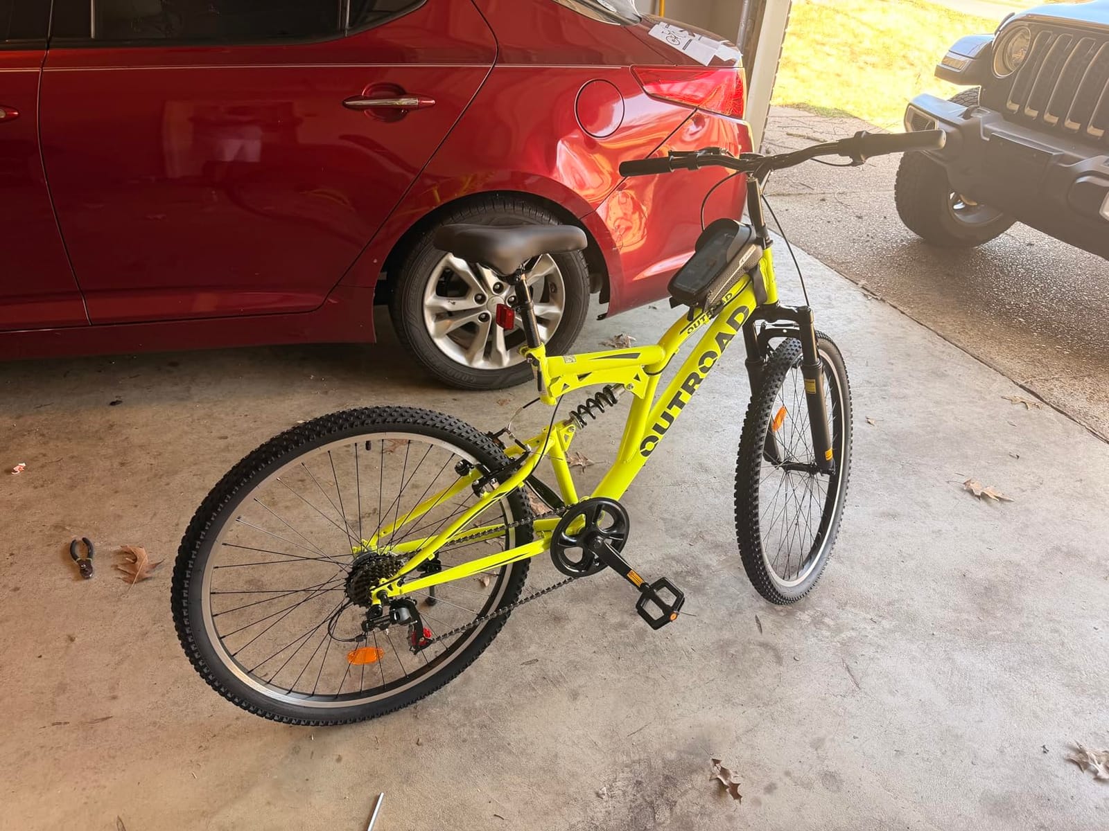 Max4out 26 inch Mountain Bike Dual Full Suspension, Outdoor Hybrid Bikes, 7-Speed/High-Carbon Steel, for Men Women Adult, MTB Bicycle with Suspension Fork customer photo 2