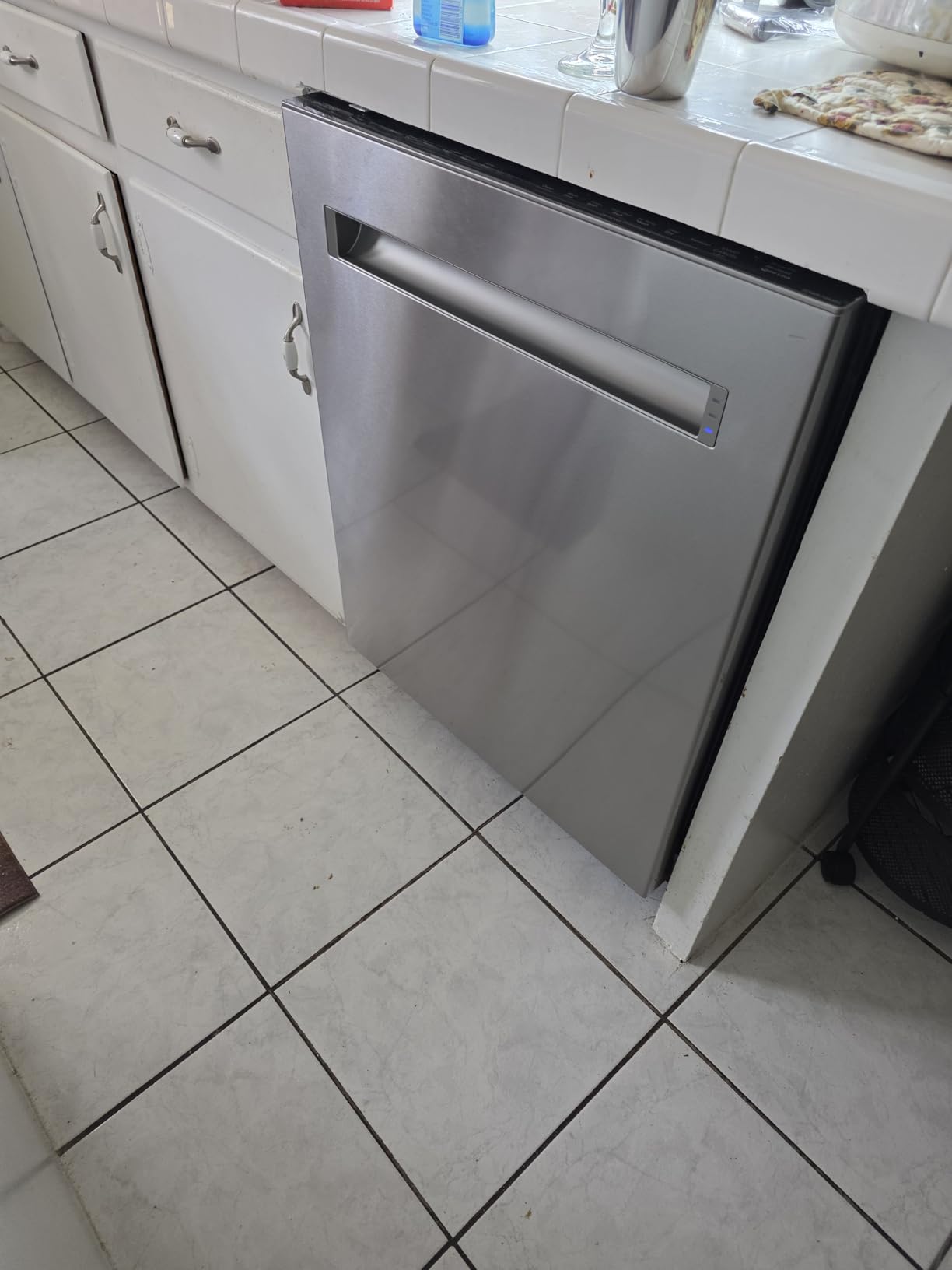 Sharp SDW6726MS 24-inch Stainless Steel Dishwasher, 47 dB Library Quiet, Third Rack, Power Wash Sprayer, 12 Place Settings customer photo 1
