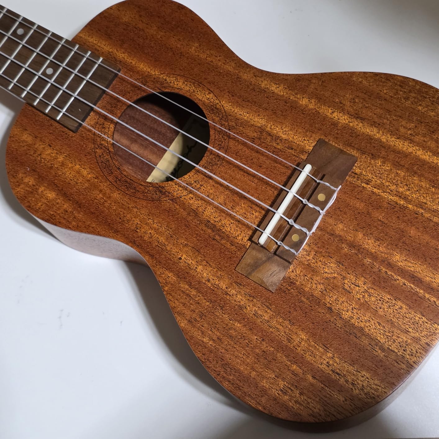 Tenor Ukulele Mahogany 26 Inch Ukelele All-in-One Kit customer photo 2