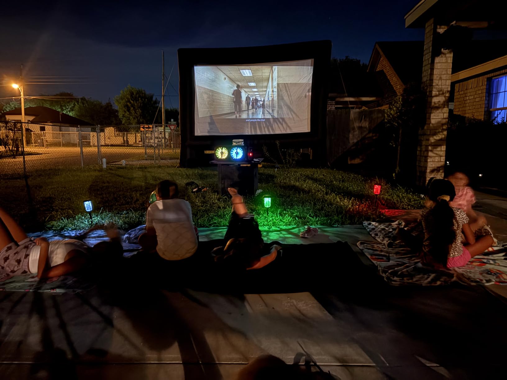 Estgora 14FT Inflatable Movie Screen Outdoor, Blow Up Projector Screen, Inflatable Movie Screen with Air Blower Front & Rear Projection Screens for Outdoor Movie Night Backyard Pool Fun customer photo 2
