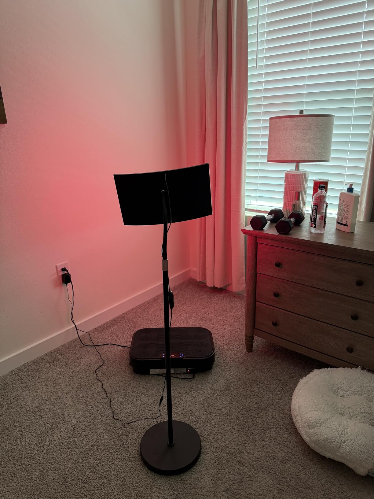Red Light Therapy for Body Face, Infrared Light Therapy Lamp with Adjustable Stand, 660nm and 850nm Near Infrared LED Lights Panel customer photo 1