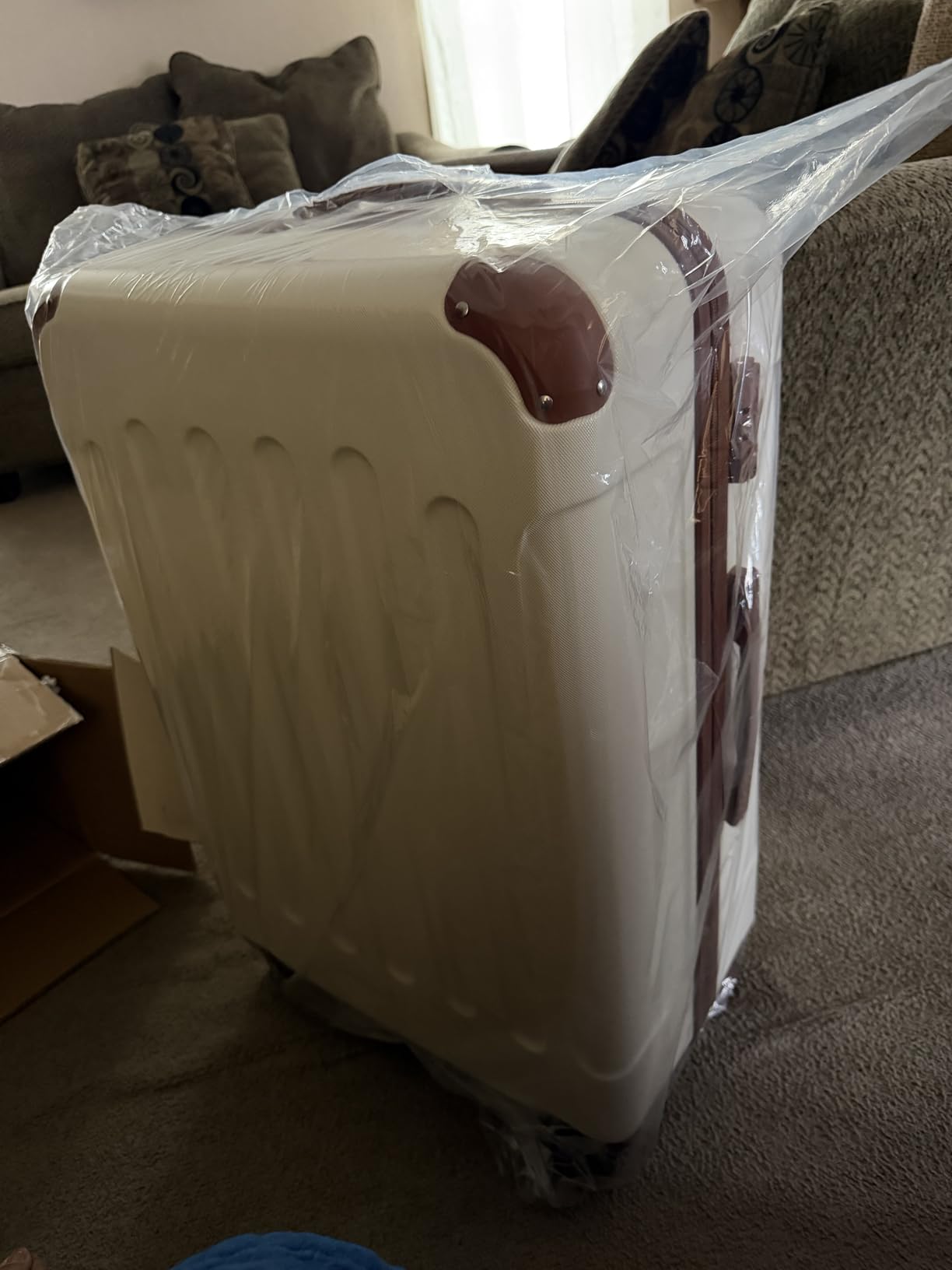 5-Piece Hardshell Luggage Sets, 20/24/28 Inch, White Brown customer photo 2