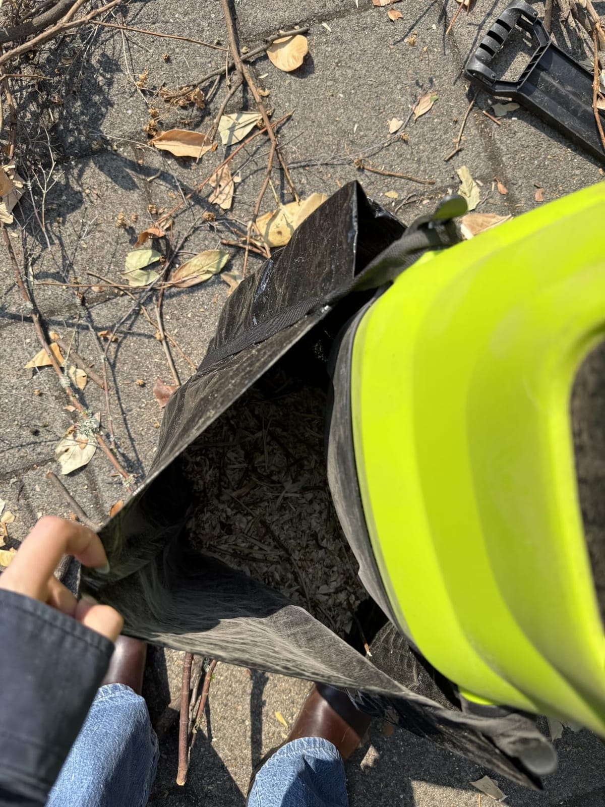 Yeryork Wood Chipper, 15-Amp 1.8