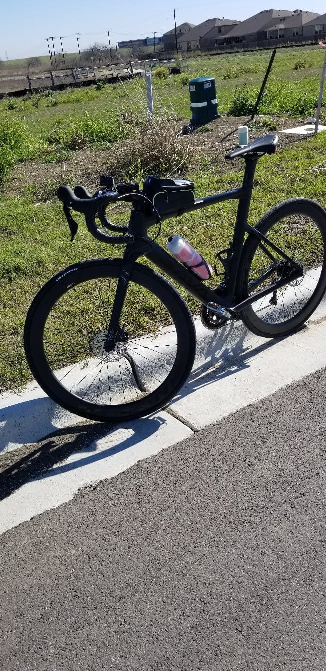 SAVADECK Hawkeye SLR7S Carbon Road Bike, T800 Carbon Fiber Frame Racing Bicycle with Shimano 105 R7120 24 Speed Groupset and Hydraulic Disc Brakes, Ultra-Light Carbon Bike customer photo 1